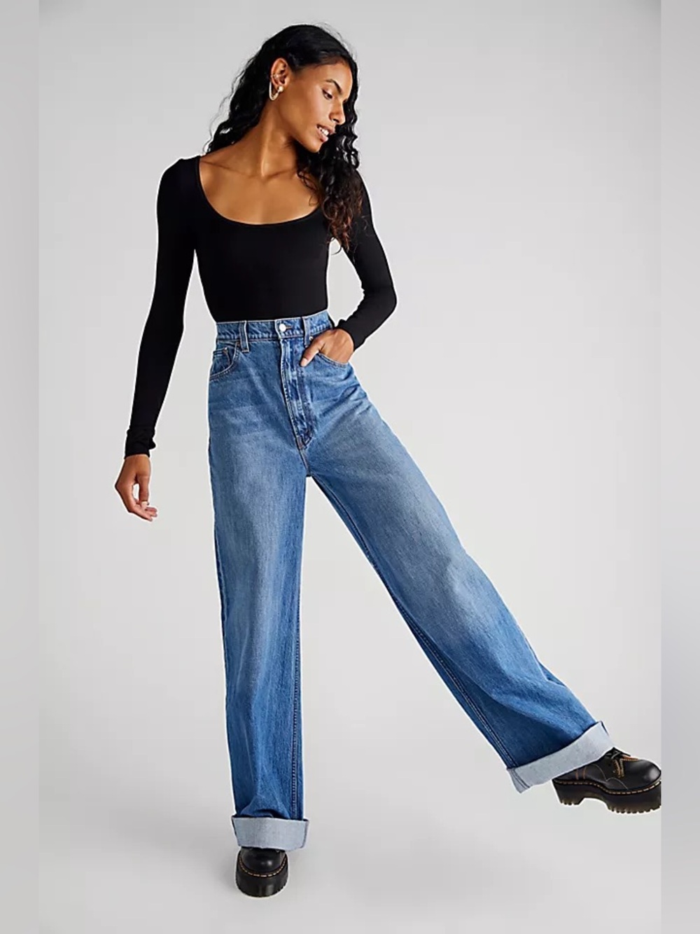 MOTHER Snacks! High Waisted Funnel Heel Cuff Jeans in Delicious Memories